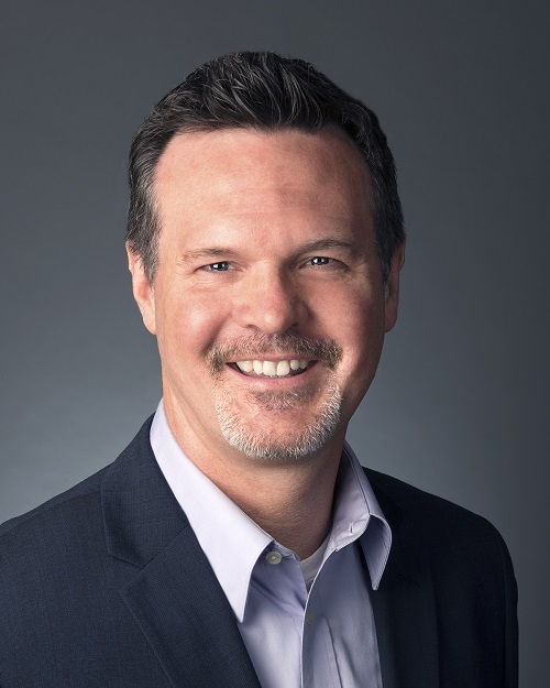 Professional headshot photo of Lance Hollingsworth